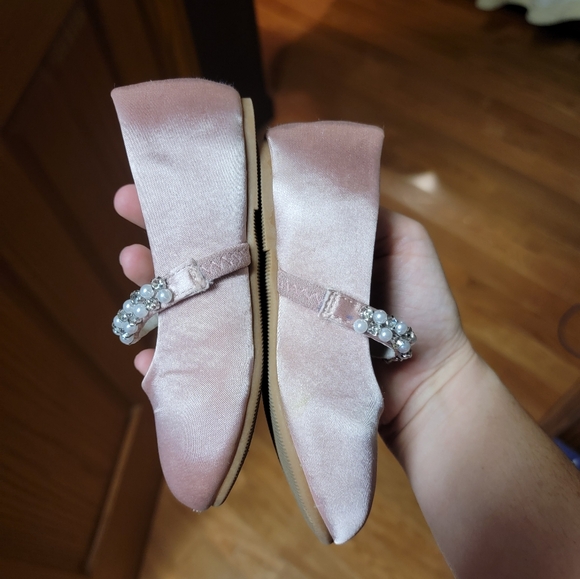 Rose Gold Toddler slip on flats - Picture 4 of 4
